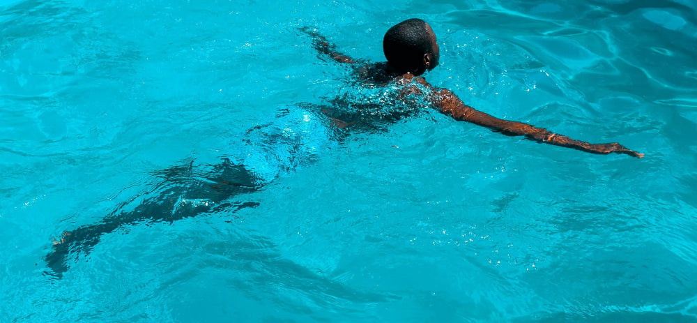 Crystal Clear Pool Water: A Step-by-Step Guide on How to Use Pool Clarifier